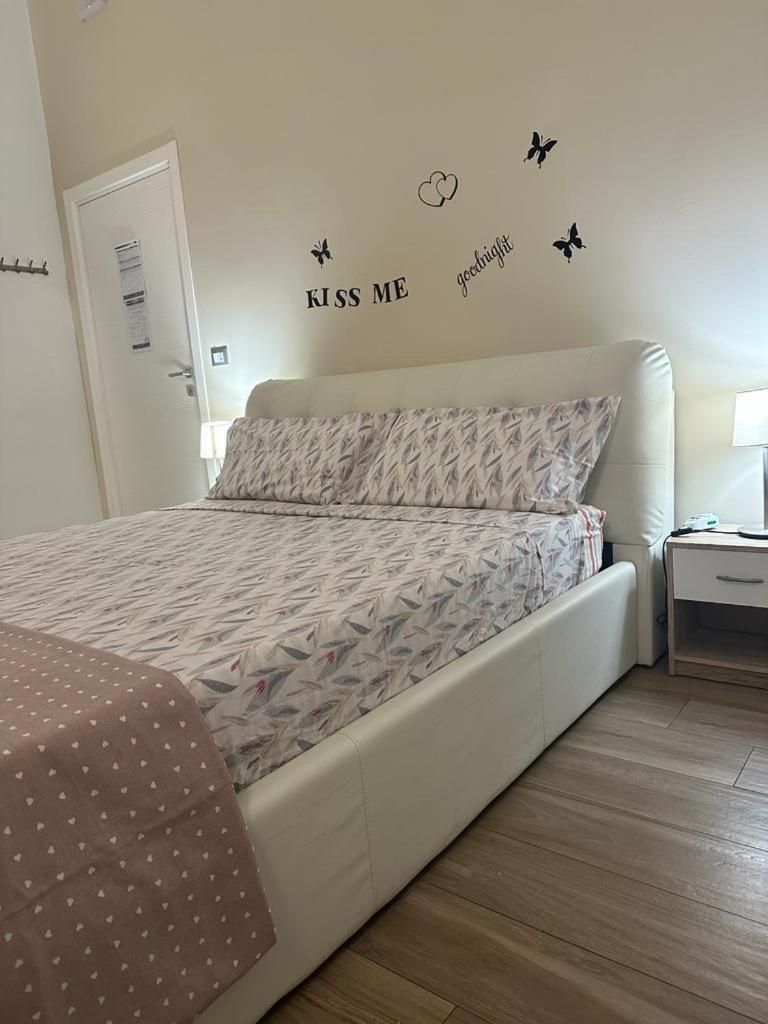 B&B Piano Romano -Con Parcheggio Privato Gratuito- Foggia Exterior foto